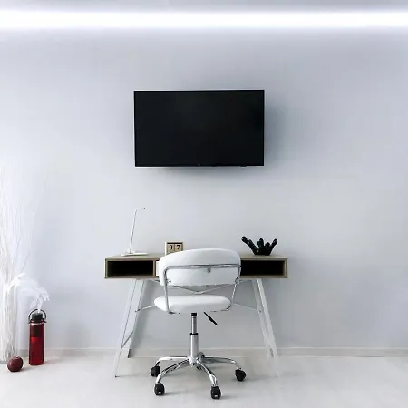 Затишна Квартира У Центрі Міста Elisium3 基輔 外观 照片