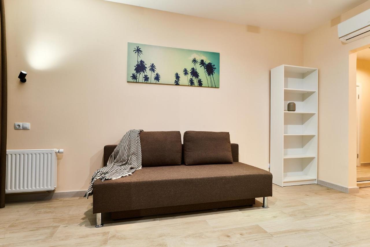 Apartment затишна у центрі міста Elisium3