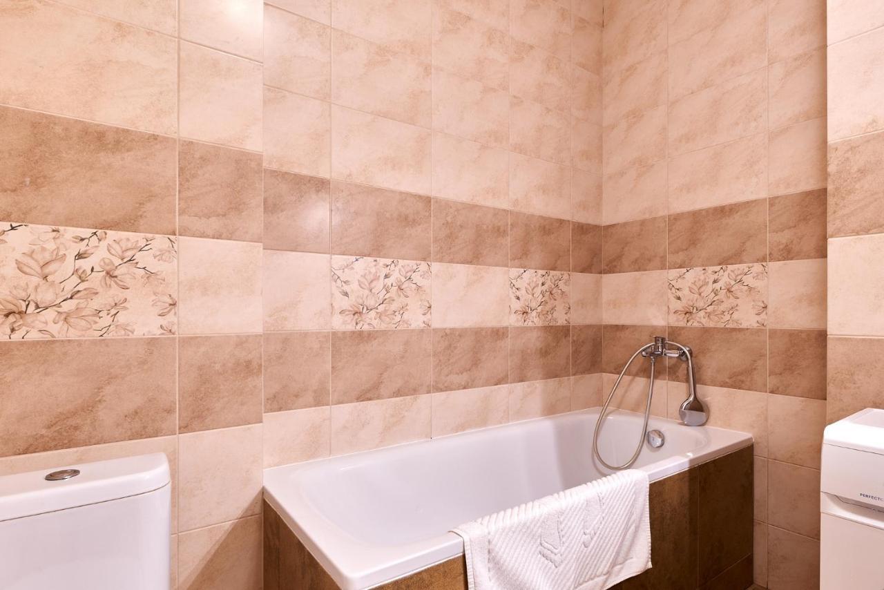 Apartment затишна у центрі міста Elisium3